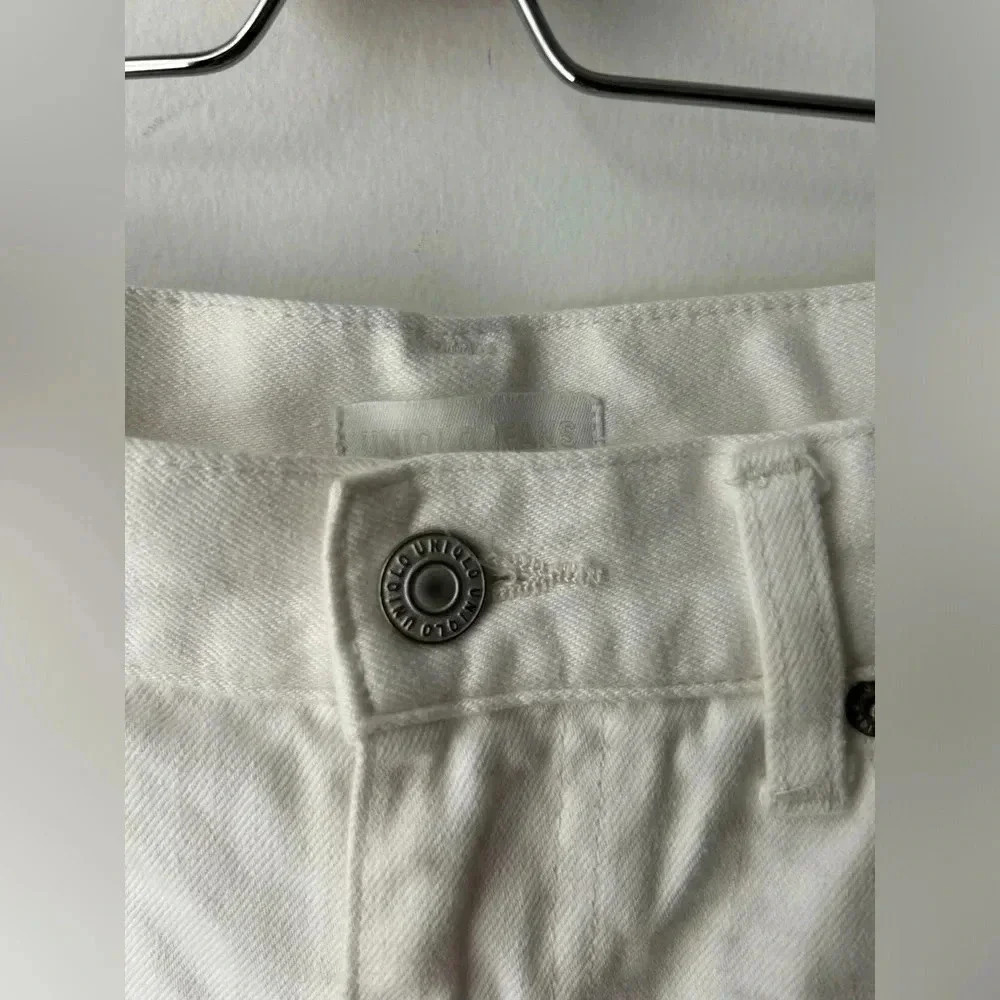 Uniqlo White Denim Shorts High Rise Women 30 Minimal Summer Capsule Classic - Picture 4 of 9